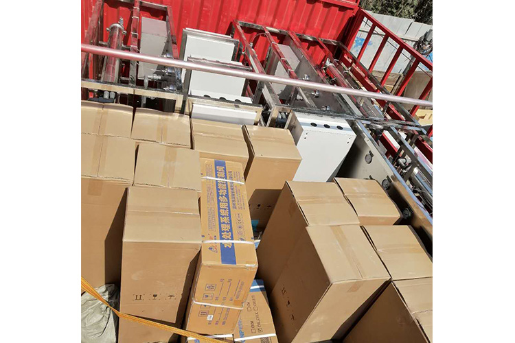 学校4吨设备发货