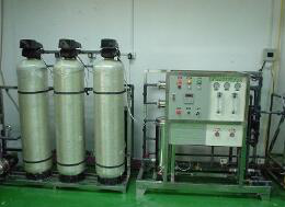 离子交换纯水机的工作原理是什么